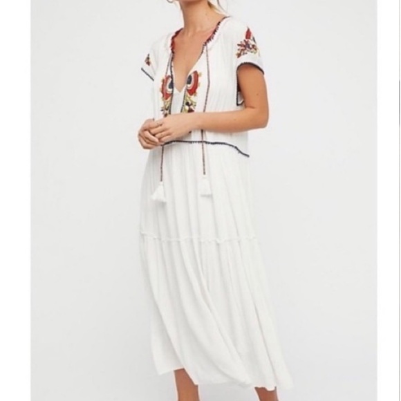 Free People Dresses & Skirts - FREE PEOPLE White Maxi Dress Coastal Cowgirl Size XS